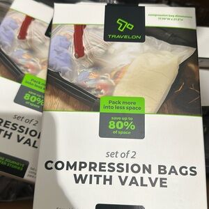 Set of 2 Compression Bags with Valve new with tags.